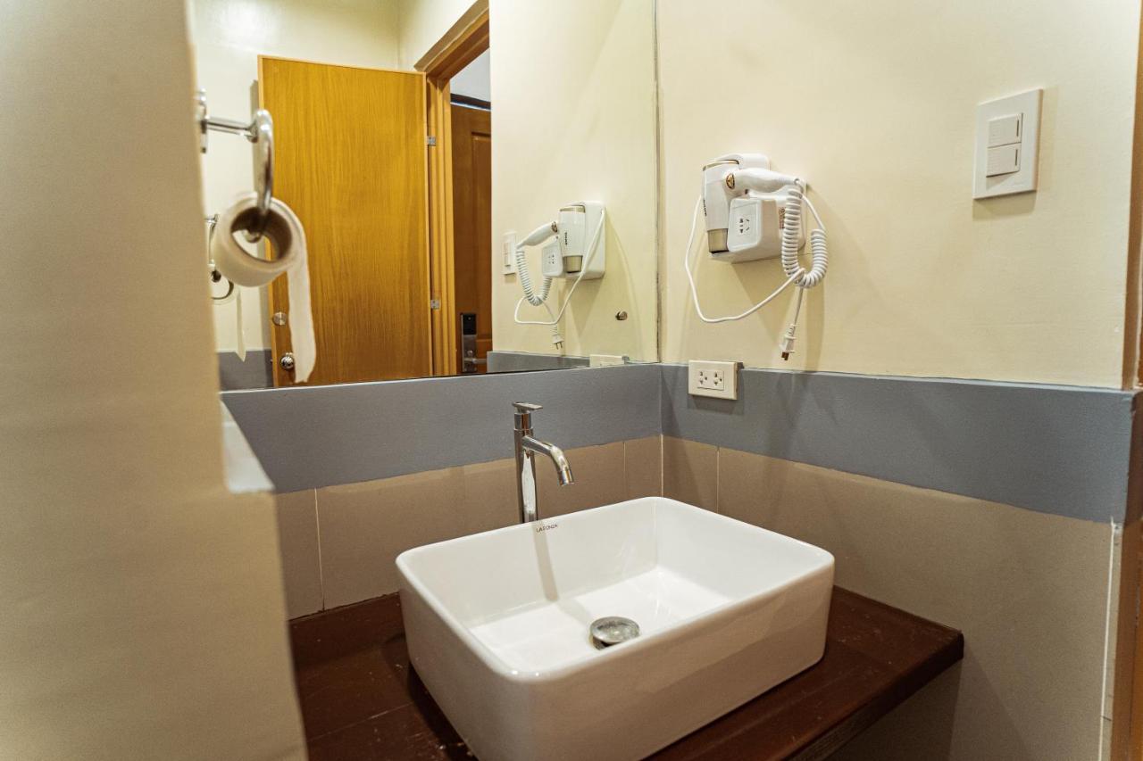 Marieli Suites Near Panglao International Airport Εξωτερικό φωτογραφία