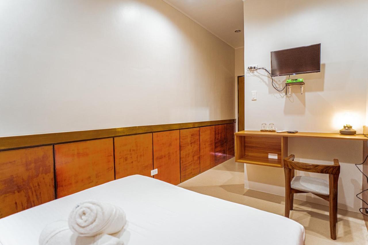 Marieli Suites Near Panglao International Airport Εξωτερικό φωτογραφία
