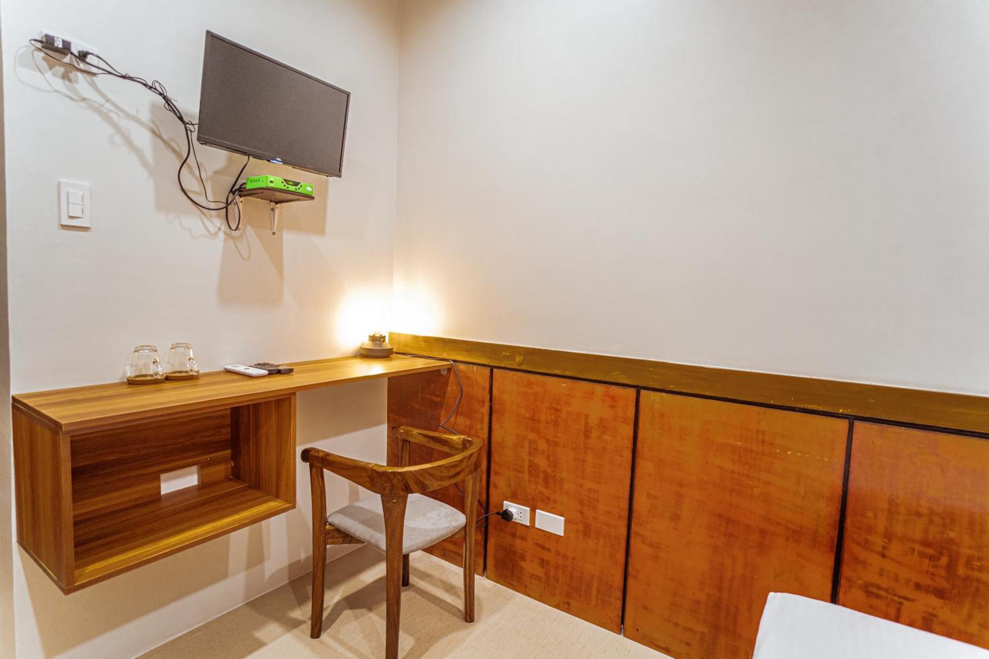 Marieli Suites Near Panglao International Airport Εξωτερικό φωτογραφία
